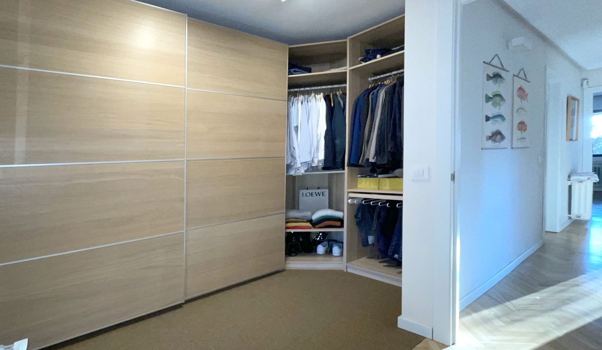 18 Suite03