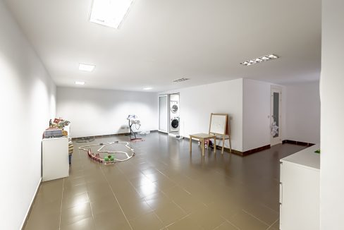 mistral2-11